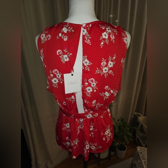 NWT, Red, floral, double deep V blouse, L'Acadmie, Size M - Picture 2 of 3